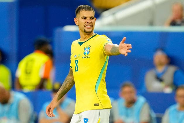 Bruno Guimaraes (Brazil) gestures during the FIFA World Cup, WM, Weltmeisterschaft, Fussball 2026 Group C match between Scotland and Brazil at Miami Stadium on June 24, 2026 in Miami, United States. (Photo by Alex Gottschalk DeFodi Images) - *** Bruno Guimaraes of Brazil gestures during the 2026 FIFA World Cup Group C match between Scotland and Brazil at Miami Stadium on June 24, 2026, in Miami, United States. Photo by Alex Gottschalk, DeFodi Images