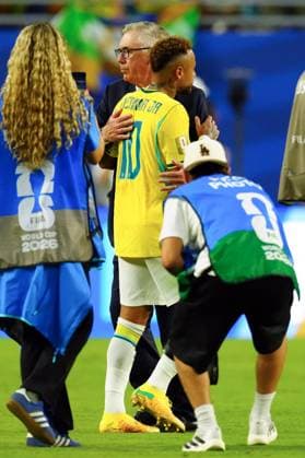 Carlo Ancelotti, coach of Brazil, with Neymar at full time Scotland v Brazil, 2026 FIFA World Cup, WM, Weltmeisterschaft, Fussball Group C, Football, Miami Stadium, Miami, Florida, USA - 24 Jun 2026Miami Miami Stadium Florida (FL) United States of America EDITORIAL USE ONLY No use with unauthorised audio, video, data, fixture lists, club league logos or live services. Online in-match use limited to 120 images, no video emulation. No use in betting, games or single club league player publications.  Copyright: xJavierxGarcia Shutterstockx 16956030ec