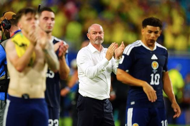 Steve Clarke, coach of Scotland, dejected at full time Scotland v Brazil, 2026 FIFA World Cup, WM, Weltmeisterschaft, Fussball Group C, Football, Miami Stadium, Miami, Florida, USA - 24 Jun 2026Miami Miami Stadium Florida (FL) United States of America EDITORIAL USE ONLY No use with unauthorised audio, video, data, fixture lists, club league logos or live services. Online in-match use limited to 120 images, no video emulation. No use in betting, games or single club league player publications.  Copyright: xJavierxGarcia Shutterstockx 16956030ee