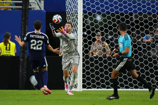 Scotland v Brazil: Group C - FIFA World Cup, WM, Weltmeisterschaft, Fussball 2026 Angus Gunn of Scotland in action during the FIFA World Cup 2026 Group C match between Scotland and Brazil at Miami Stadium on June 24, 2026 in Miami, United States. Miami Gardens FL United States  Copyright: xJosexBretonx originalFilename:bretonhernandez-scotland260624_npW9O.jpg