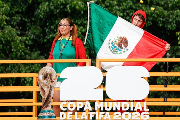 FIFA World Cup, WM, Weltmeisterschaft, Fussball 2026 CZECHIA VS MEXICO FIFA WORLD CUP 2026 CZECHIA VS MEXICO CZECHIA VS MEXICO 24062026 MEXICO CITY, MEXICO Action photo of fans of Mexico, during Group A game of the FIFA World Cup 2026, held at the Estadio Ciudad de Mexico of Mexico City. Foto de accion de fans de Mexico, durante juego del Grupo A de la Copa del Mundo 2026 de la FIFA, celebrado en el Estadio Ciudad de MÃ xico de la Ciudad de MÃ xico. PHOTO BY IMAGENSHOP AGENCIA FOTOGRAFICA MEXICO CITY MEXICO CITY MEXICO *** FIFA WORLD CUP 2026 CZECHIA VS MEXICO FIFA WORLD CUP 2026 CZECHIA VS MEXICO CZECHIA VS MEXICO 06 24 2026 MEXICO CITY, MEXICO Action photo of Mexican fans during a Group A match of the 2026 FIFA World Cup, held at the Estadio Ciudad de México in Mexico City Action photo of Mexican fans, during a Group A match of the 2026 FIFA World Cup, held at the Estadio Ciudad de México in Mexico City PHOTO BY IMAGENSHOP PHOTO AGENCY MEXICO CITY MEXICO CITY MEXICO Copyright: xIMAGENSHOPxAGENCIAxFOTOGRAFICAx