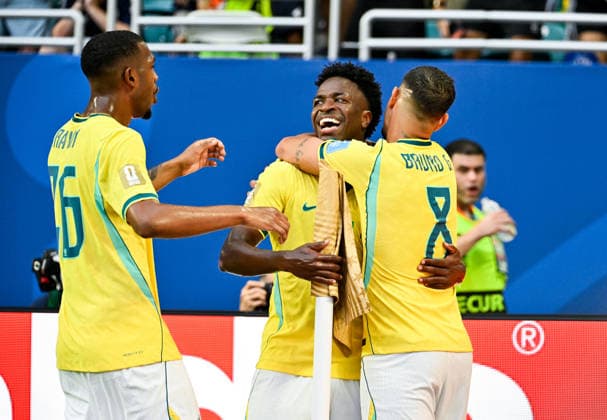 Vinicius Junior of Brazil (C), Rayan of Brazil (L) and Bruno Guimaraes of Brazil (R) celebrates the team s third goal during a FIFA Men’s World Cup 2026 Group Stage football match between Scotland and Brazil at Miami Stadium, in Miami Gardens on June 24th 2026 (Photo by Andre Ricardo SPP)  Copyright: xAndrexRicardo SPPx Sportspressphoto_SPR175723