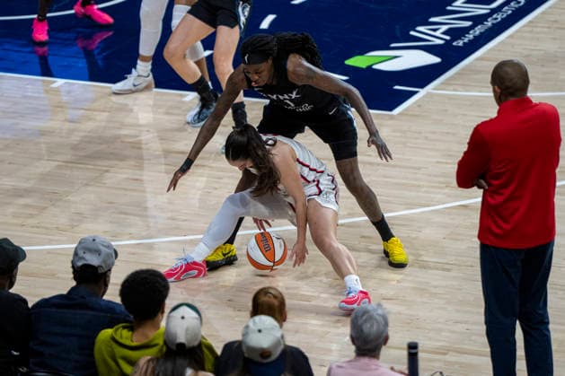 WASHINGTON, DC - JUNE 24: Natasha Howard 1 of the Minnesota Lynx stands over Georgia Amoore 8 of the Washington Mystics during a WNBA, Basketball Damen, USA game between the Washington Mystics and the Minnesota Lynx on June 24, 2026 at CareFirst Arena in Washington, DC. (Photo by Ben Hsu Icon Sportswire) WNBA: JUN 24 Minnesota Lynx at Washington Mystics EDITORIAL USE ONLY Icon224260624069