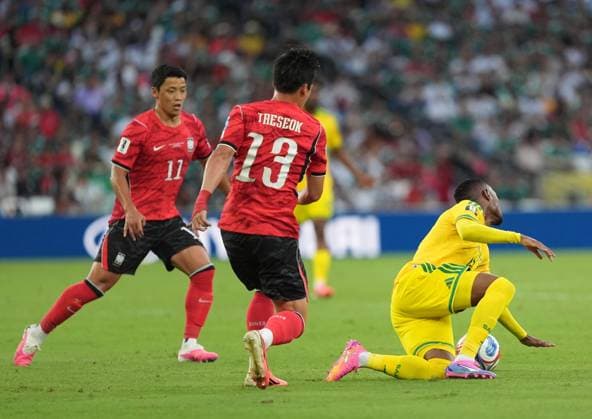 South Africa v South Korea - FIFA World Cup, WM, Weltmeisterschaft, Fussball 2026 - Group A MONTERREY, MEXICO - JUNE 24: Lee Tae-seok (13) of South Korea in action during the 2026 FIFA World Cup First Stage Group A match between South Africa and South Korea at Estadio BBVA (Monterrey Stadium) in Monterrey, Mexico on June 24, 2026. Juancho Torres Anadolu Nuevo Leon Mexico. Editorial use only. Please get in touch for any other usage.  Copyright: x2026xAnadoluxJuanchoxTorresx