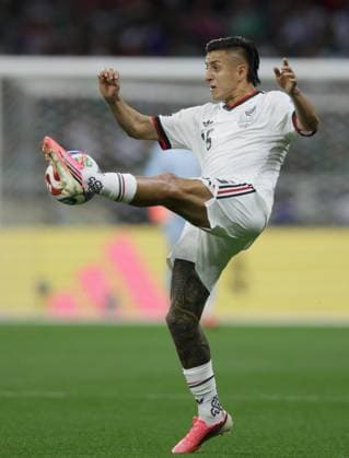 Czechia v Mexico - FIFA World Cup, WM, Weltmeisterschaft, Fussball 2026 - Group A MEXICO CITY, MEXICO - JUNE 24: Roberto Alvarado (25) of Mexico in action during 2026 FIFA World Cup First Stage Group A match between Czechia and Mexico at Estadio Azteca (Mexico Stadium) in Mexico City, Mexico on June 24, 2026. Luciano Gonzalez Anadolu Mexico City Mexico. Editorial use only. Please get in touch for any other usage.  Copyright: x2026xAnadoluxLucianoxGonzalezx
