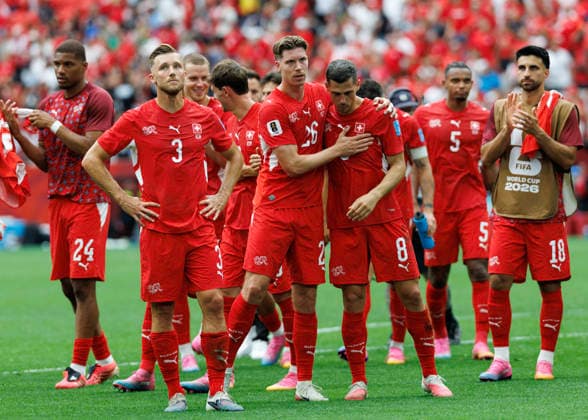June 24, 2026, Vancouver, British Columbia, Canada: Cedric Itten 26 embrace Remo Freuler 8 of Switzerland after the team s 2-1 victory in the FIFA World Cup, WM, Weltmeisterschaft, Fussball 2026 Group B match between Switzerland and Canada at BC Place Vancouver. World Cup 2026: Group B Switzerland 2:1 Canada  - ZUMAc132 20260624_fap_c132_023 Copyright: xAndrewxChinx