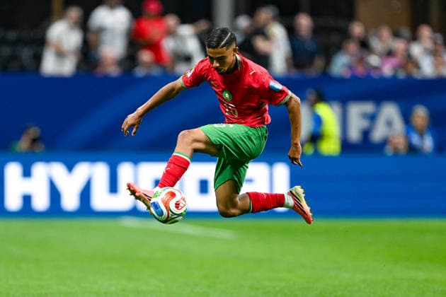ATLANTA, GA - JUNE 24: Gessime Yassine 16 of Morocco settles the ball during the FIFA World Cup, WM, Weltmeisterschaft, Fussball 2026 Group C match between Morocco and Haiti on June 24th, 2026 at Atlanta Stadium in Atlanta, GA. (Photo by Rich von Biberstein Icon Sportswire) SOCCER: JUN 24 FIFA World Cup 26 Group C - Morocco vs Haiti EDITORIAL USE ONLY Icon260624063