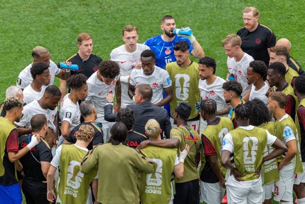 June 24, 2026, Vancouver, Bc, CANADA: CanadaöÄÃ s manager Jesse Marsch addresses his team during a hydration break during the first half of a World Cup Group B soccer match against Switzerland, in Vancouver, on Wednesday, June 24, 2026. Canada News - June 24, 2026  - ZUMAc35_ 20260624_zaf_c35_263 Copyright: xTimothyxMatweyx