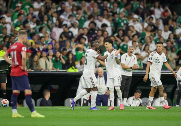 Czechia v Mexico - FIFA World Cup, WM, Weltmeisterschaft, Fussball 2026 - Group A MEXICO CITY, MEXICO - JUNE 24: Players of Mexico celebrate after a goal during 2026 FIFA World Cup First Stage Group A match between Czechia and Mexico at Estadio Azteca (Mexico Stadium) in Mexico City, Mexico on June 24, 2026. Luciano Gonzalez Anadolu Mexico Mexico. Editorial use only. Please get in touch for any other usage.  Copyright: x2026xAnadoluxLucianoxGonzalezx