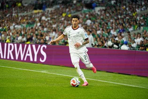 Czechia v Mexico - FIFA World Cup, WM, Weltmeisterschaft, Fussball 2026 - Group A MEXICO CITY, MEXICO - JUNE 24: Jorge Sanchez (2) of Mexico in action during 2026 FIFA World Cup First Stage Group A match between Czechia and Mexico at Estadio Azteca (Mexico Stadium) in Mexico City, Mexico on June 24, 2026. Luciano Gonzalez Anadolu Mexico City Mexico. Editorial use only. Please get in touch for any other usage.  Copyright: x2026xAnadoluxLucianoxGonzalezx