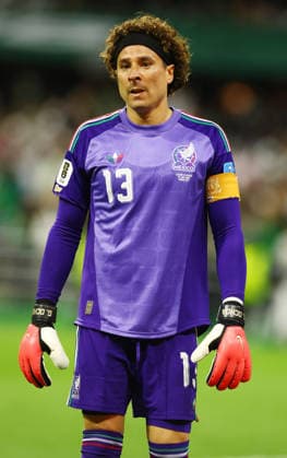 Legendary Mexico goalkeeper Guillermo Ochoa takes the field in the second half against Czechia in a FIFA World Cup, WM, Weltmeisterschaft, Fussball match at Mexico City Stadium in Mexico City, Mexico, on Wednesday, June 24, 2026. Mexico won the match 3-0 and advances to the next round.  MEX20260624823 CHRISTIANxBRUNSKILL