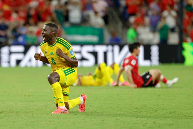 June 24, 2026, Guadalupe, Nuevo Leon, Mexico: A. Modiba of South Africa celebrates advancing to the Round of 32 against Korea Republic, during the match between South Africa and Korea Republic for the 3rd round of the group A of the FIFA World Cup, WM, Weltmeisterschaft, Fussball 2026, at Monterrey Stadium. Guadalupe Mexico - ZUMAo125 20260624_zip_o125_024 Copyright: xAntonioxOjedax