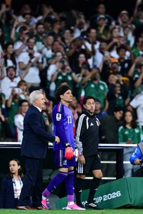Guillermo Ochoa of Mexico prepares to enter the field during a FIFA Men’s World Cup 2026 Group Stage football match between Czechia and Mexico at Mexico City Stadium, in Mexico City on June 24th 2026 (Photo by Nayra Halm SPP)  Copyright: xNayraxHalm SPPx Sportspressphoto_SPR176124