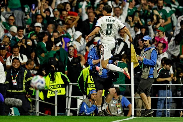 June 24, 2026, Mexico City, Mexico City, Mexico: Alvaro Fidalgo of Mexico celebrates after scoring the third goal of his team during the match between Mexico and Czech Republic for the 3st round of the group A of the FIFA World Cup, WM, Weltmeisterschaft, Fussball 2026, at Mexico City Stadium, in Mexico City, Mexico on June 24. 2026. Photo: DiaEsportivo Mexico City Mexico - ZUMAh208 20260624_zsp_h208_036 Copyright: xHeulerxAndreyx