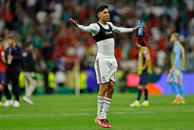 June 24, 2026, Mexico City, Mexico City, Mexico: Edson Alvarez of Mexico celebrates a victory after the match between Mexico and Czech Republic for the 3st round of the group A of the FIFA World Cup, WM, Weltmeisterschaft, Fussball 2026, at Mexico City Stadium, in Mexico City, Mexico on June 24. 2026. Photo: DiaEsportivo FIFA World Cup 2026, Mexico Vs Czech Republic, Mexico City, Mexico  - ZUMAh208 20260624_zsp_h208_041 Copyright: xHeulerxAndreyx