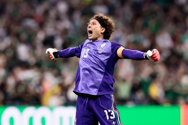 FIFA World Cup, WM, Weltmeisterschaft, Fussball 2026 - Group A - Czech Republic vs Mexico epaselect Guillermo Ochoa of Mexico celebrates during the FIFA World Cup 2026 group stage match Czech Republic against Mexico in Mexico City, Mexico, 24 June 2026. MEXICO CITY Mexico  Copyright: xJOSExMENDEZx