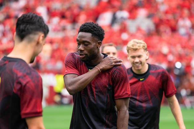 VANCOUVER, CANADA - JUNE 24: Alphonso Davies of Canada during warm ups before the FIFA World Cup, WM, Weltmeisterschaft, Fussball 2026 group stage match between Canada and Switzerland at BC Place Vancouver Stadium on June 24, 2026 in Vancouver, British Columbia, Canada.  Copyright: xAmyxElle SPPx Sportspressphoto_SPR176161