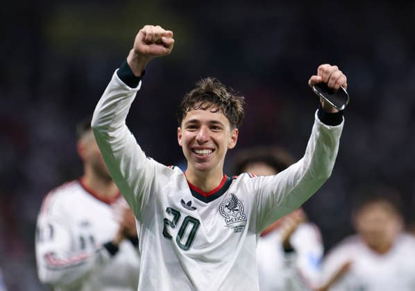 (260625) -- MEXICO CITY, June 25, 2026 -- Mateo Chavez of Mexico gestures after a group A match between the Czech Republic and Mexico at the 2026 FIFA World Cup, WM, Weltmeisterschaft, Fussball at Mexico City Stadium in Mexico City, Mexico, June 24, 2026. (Photo by Xinhua) (SP)MEXICO-MEXICO CITY-FOOTBALL-FIFA WORLD CUP-GROUP A-CZE VS MEX FranciscoxCanedo 