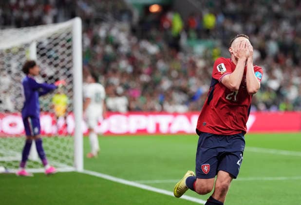 (260625) -- MEXICO CITY, June 25, 2026 -- David Doudera of the Czech Republic reacts during a group A match between the Czech Republic and Mexico at the 2026 FIFA World Cup, WM, Weltmeisterschaft, Fussball at Mexico City Stadium in Mexico City, Mexico, June 24, 2026. ) (SP)MEXICO-MEXICO CITY-FOOTBALL-FIFA WORLD CUP-GROUP A-CZE VS MEX LixMuzi 