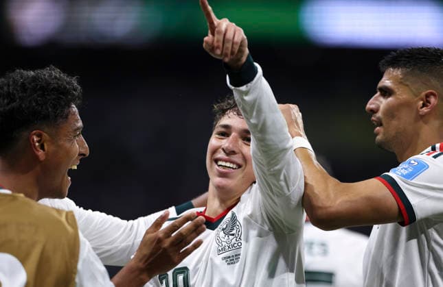 (260625) -- MEXICO CITY, June 25, 2026 -- Mateo Chavez (C) of Mexico celebrates his goal during a group A match between the Czech Republic and Mexico at the 2026 FIFA World Cup, WM, Weltmeisterschaft, Fussball at Mexico City Stadium in Mexico City, Mexico, June 24, 2026. (Photo by Xinhua) (SP)MEXICO-MEXICO CITY-FOOTBALL-FIFA WORLD CUP-GROUP A-CZE VS MEX FranciscoxCanedo 