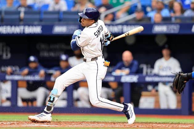 June 24, 2026, St. Petersburg, Florida, USA: Tampa Bay Rays left fielder Chandler Simpson (14) grounds out to Kansas City Royals starting pitcher Noah Cameron (65) during an MLB, Baseball Herren, USA game on June 24, 2026 at Tropicana Field. The Rays beat the Royals 5-3. St. Petersburg USA - ZUMAh180 20260624_zsp_h180_016 Copyright: xKimxHukarix