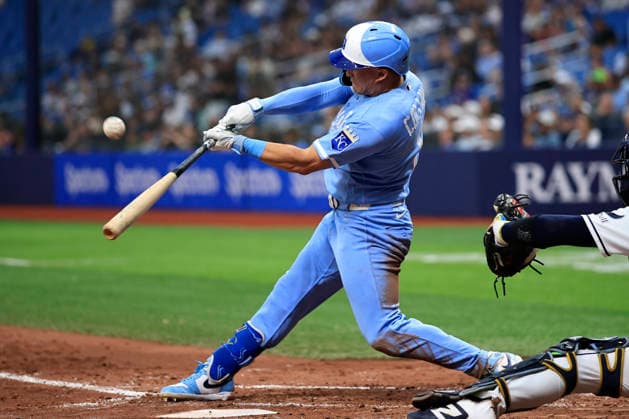 June 24, 2026, St. Petersburg, Florida, USA: Kansas City Royals left fielder Isaac Collins (1) fouls off a pitch during an MLB, Baseball Herren, USA game against the Tampa Bay Rays on June 24, 2026 at Tropicana Field. The Rays beat the Royals 5-3. St. Petersburg USA - ZUMAh180 20260624_zsp_h180_020 Copyright: xKimxHukarix