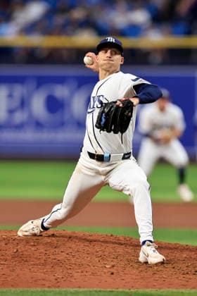 June 24, 2026, St. Petersburg, Florida, USA: Tampa Bay Rays starting pitcher Griffin Jax (22) delivers a pitch during an MLB, Baseball Herren, USA game against the Kansas City Royals on June 24, 2026 at Tropicana Field. The Rays beat the Royals 5-3. St. Petersburg USA - ZUMAh180 20260624_zsp_h180_022 Copyright: xKimxHukarix