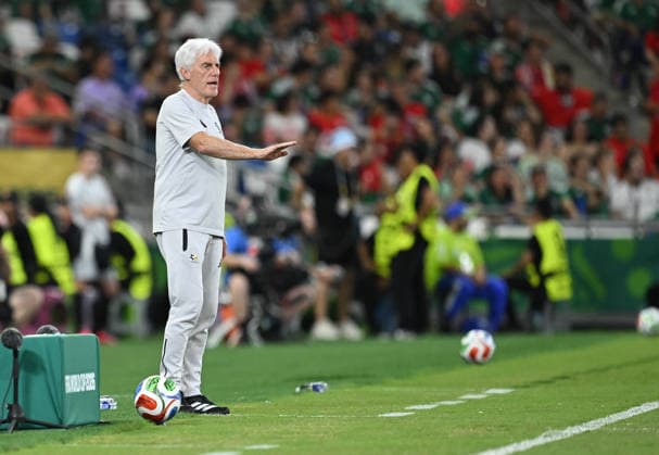 (260625) -- MONTERREY, June 25, 2026 -- South Africa s head coach Hugo Broos reacts during a group A match between South Africa and South Korea at the 2026 FIFA World Cup, WM, Weltmeisterschaft, Fussball at Estadio Monterrey in Monterrey, Mexico, on June 24, 2026. (Photo by Xinhua) (SP)MEXICO-MONTERREY-FOOTBALL-FIFA WORLD CUP-GROUP A-RSA VS KOR LucioxTavora 