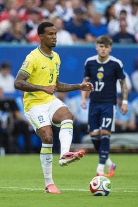 Gabriel Magalhães of Brazil passes the ball during the FIFA World Cup, WM, Weltmeisterschaft, Fussball 2026 Group C match between Brazil vs Scotland at Miami Stadium on June 24th,2026 (Photo by Joao Bravo Sports Press Photo) (Joao Bravo Sports Press Photo SPP)  Copyright: xJoaoxBravo SportsxPressxPhotox xSPPx Sportspressphoto_SPR176292