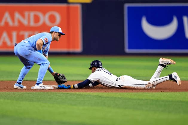 June 24, 2026, St. Petersburg, Florida, USA: Tampa Bay Rays left fielder Chandler Simpson (14) safely steals second base during an MLB, Baseball Herren, USA game against the Kansas City Royals on June 24, 2026 at Tropicana Field. The Rays beat the Royals 5-3. MLB 2026: Tampa Bay Rays 5 : 3 Kansas City Royals  - ZUMAh180 20260624_zsp_h180_091 Copyright: xKimxHukarix