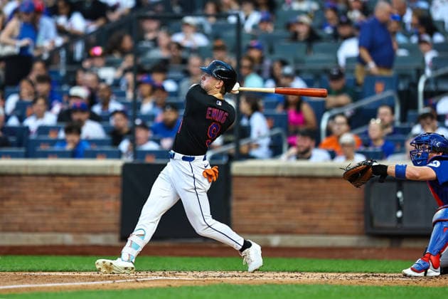 MLB, Baseball Herren, USA Chicago Cubs Vs. New York Mets Game 02 New York Mets player A.J. Ewing 9 hits a two-run home run during the second inning of a baseball game against the Chicago Cubs at Citi Field in Corona, New York, on June 24, 2026. Flushing New York United States  Copyright: xGordonxDonovanx originalFilename:donovan-mlbchica260624_npNNF.jpg