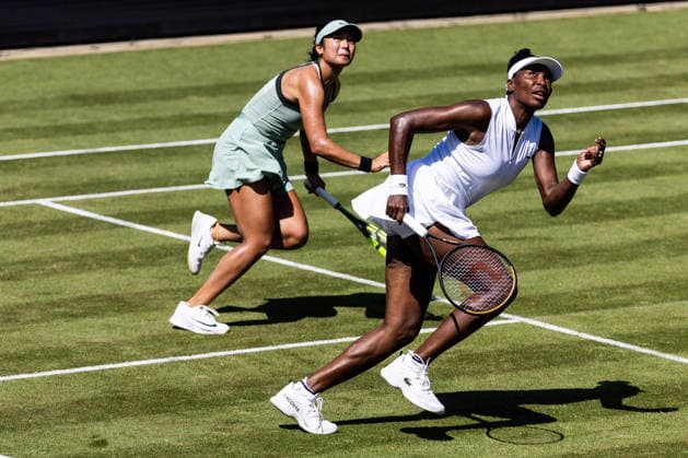 BAD HOMBURG, GERMANY - JUNE 25: Alexandra Eala (PHI) Venus Williams (USA) chase after a ball during the Bad Homburg Open powered by Solarwatt Doubles match between Alexandra Eala (PHI) Venus Williams (USA) vs Tereza Mihalikova (SVK) Olivia Nicholls (GBR) at Kurpark Bad Homburg on June 25, 2026 in Bad Homburg, Germany. Hessen Germany Copyright: xSteffiexWunderlx