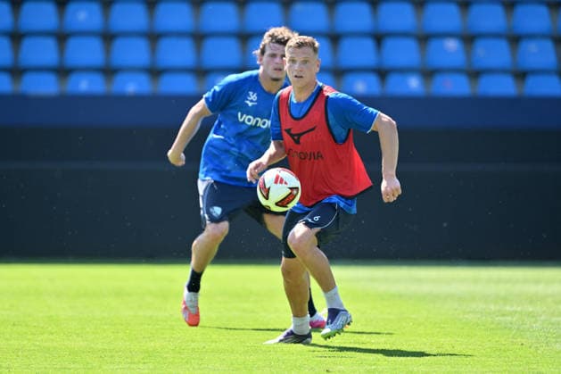 Enis Cokaj (VfL Bochum) 25.06.2026, Fussball 2. Bundesliga, Saison 2026 2027, Trainingsauftakt VfL Bochum Bochum Vonovia Ruhrstadion Nordrhein Westfalen Deutschland *** Enis Cokaj, VfL Bochum, June 25, 2026, Soccer, 2. Bundesliga, 2026–2027 Season, Start of Training, VfL Bochum, Bochum, Vonovia Ruhrstadion, North Rhine-Westphalia, Germany Team2