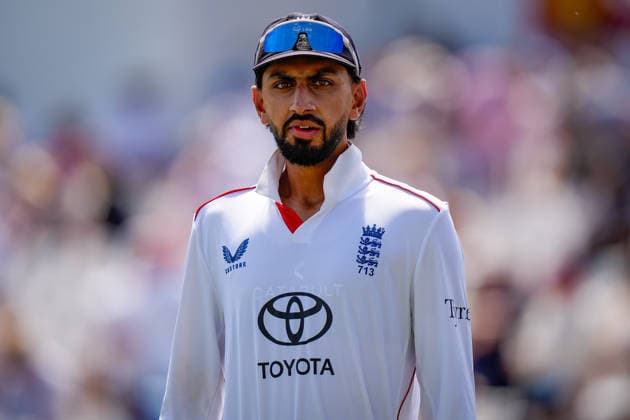 3rd Rothesay Test Match Day 1 England v New Zealand Shoaib Bashir of England during the 3rd Rothesay Test Match Day 1 match England vs New Zealand at Trent Bridge, Nottingham, United Kingdom on 25 June 2026 (Photo by Maynard Manyowa News Images) Nottingham Trent Bridge Nottinghamshire United Kingdom Copyright: xMaynardxManyowa NewsxImagesx