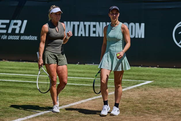 June 25, 2026, Bad Homburg, Hessen, Germany: Emily Webley-Smith of Great Britain, Tamara Korpatsch of Germany in a technical talk during the BAD HOMBURG OPEN powered by SOLARWATTT- WTA500 - Womens Tennis, 25.6.2026 in Bad Homburg (Tennis-Club Bad Homburg), Germany Tennis 2026: WTA, Tennis Damen Bad Hombug Open: Quarterfinal: HSIEH WANG 6:4 6:3 KORPATSCH WEBLEY-SMITH  - ZUMAs343 20260625_zsp_s343_015 Copyright: xMathiasxSchulzx
