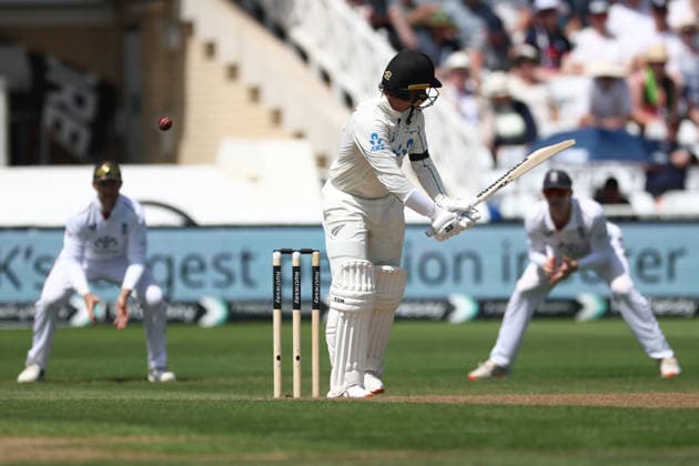England v New Zealand, International Test Match 2026 New Zealand s Devon Conway is beaten by a ballfrom England s Jofra Archer during Day One of the Third International Test Match 2026 match between England and New Zealand at Trent Bridge, Nottingham, UK on 25 June 2026. Nottingham Trent Bridge Nottinghamshire UK Editorial use only , Copyright: xJohnxMallettx PSI-24430-0046
