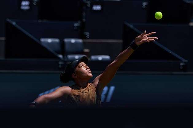 June 25, 2026, Bad Homburg, Hessen, Germany: Naomi Osaka of Japan serves during the BAD HOMBURG OPEN powered by SOLARWATTT- WTA500 - Womens Tennis, 25.6.2026 in Bad Homburg (Tennis-Club Bad Homburg), Germany Tennis 2026: WTA, Tennis Damen Bad Hombug Open: Quarterfinal: OSAKA 6:2 6:2 ALEXANDROVA  - ZUMAs343 20260625_zsp_s343_028 Copyright: xMathiasxSchulzx
