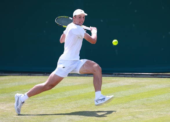 Oliver Tarvet (GBR) Herren Einzel, Men s Singles, Qualifikation, Wimbledon Tennis - Wimbledon 2026 - Grand Slam ITF ATP, Tennis Herren WTA, Tennis Damen - AELTC - London - - Great Britain - 25 June 2026. *** Oliver Tarvet GBR Men s Singles, Qualifying, Wimbledon Tennis Wimbledon 2026 Grand Slam ITF ATP WTA AELTC London Great Britain June 25, 2026 Copyright: xJuergenxHasenkopfx