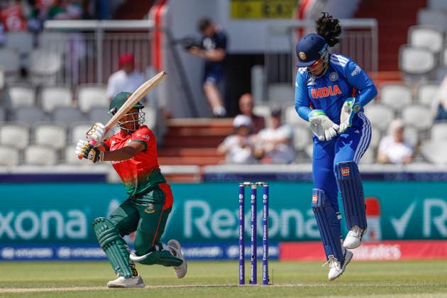 India Women v Bangladesh Women, ICC Women s T20 World Cup Dilara Akter of Bangladesh during the ICC Women s T20 World Cup match between India Women and Bangladesh Women at Old Trafford, Manchester, UK on 25 June 2026. Manchester Old Trafford Greater Manchester UK Editorial use only , Copyright: xGeorgexFranksx PSI-24419-0012