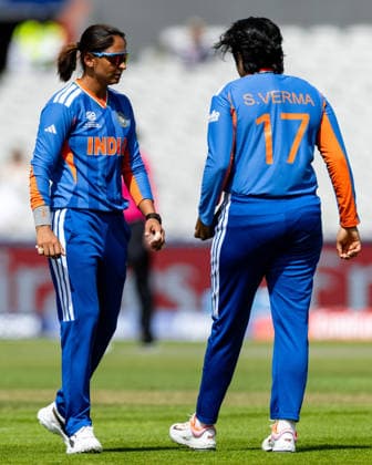 MANCHESTER, ENGLAND - JUNE 25: Harmanpreet Kaur and Shafali Verma of India are seen during the ICC Women s T20 World Cup match between India and Bangladesh at Old Trafford Cricket Ground on June 25, 2026 in Manchester, England.  Copyright: xUnnatixNaidux Sportspressphoto_SPR176473