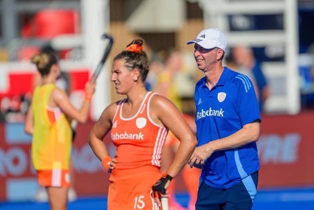 WAVER, 24-06-2026, Belfius Hockey Arena, FIH Hockey Pro League Women, Season 2025-2026. Frederique Matla and Raoul Ehren during the warm-up of the game Australia - Netherlands (women). Australia - Netherlands (women)  x204638535x Copyright: