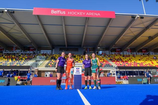 WAVER, 24-06-2026, Belfius Hockey Arena, FIH Hockey Pro League Women, Season 2025-2026. Renee van Laarhoven, Claire Colwill and Umpires before the game Australia - Netherlands (women). Australia - Netherlands (women)  x204638552x Copyright:
