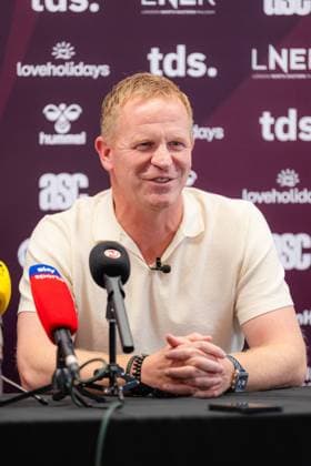 Edinburgh, Scotland, 06.25.2026. Belgium coach Wouter Vrancken is confirmed as Derek McInnes successor at Hearts Fc at Tynecastle stadium in Edinburgh. Heart of Midlothian press conference, PK, Pressekonferenz to Unveil their New Manager, Football, Tynecastle Park, Edinburgh, Scotland, UK - 25 Jun 2026Edinburgh Tynecastle Park United Kingdom  Copyright: xEuanxCherry Shutterstockx 16961552k