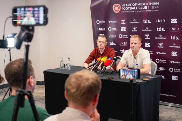Edinburgh, Scotland, 06.25.2026. Belgium coach Wouter Vrancken is confirmed as Derek McInnes successor at Hearts Fc at Tynecastle stadium in Edinburgh. Heart of Midlothian press conference, PK, Pressekonferenz to Unveil their New Manager, Football, Tynecastle Park, Edinburgh, Scotland, UK - 25 Jun 2026Edinburgh Tynecastle Park United Kingdom  Copyright: xEuanxCherry Shutterstockx 16961552aa
