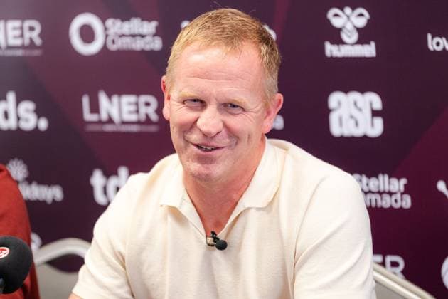 Edinburgh, Scotland, 06.25.2026. Belgium coach Wouter Vrancken is confirmed as Derek McInnes successor at Hearts Fc at Tynecastle stadium in Edinburgh. Heart of Midlothian press conference, PK, Pressekonferenz to Unveil their New Manager, Football, Tynecastle Park, Edinburgh, Scotland, UK - 25 Jun 2026Edinburgh Tynecastle Park United Kingdom  Copyright: xEuanxCherry Shutterstockx 16961552y