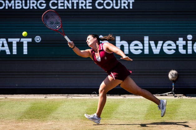 BAD HOMBURG, GERMANY - JUNE 25: Emma Navarro (USA) during the Bad Homburg Open powered by Solarwatt Singles match between Emma Navarro (USA) vs Elena-Gabriela Ruse (ROU) at Kurpark Bad Homburg on June 25, 2026 in Bad Homburg, Germany. Hessen Germany Copyright: xSteffiexWunderlx