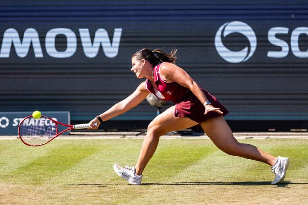 BAD HOMBURG, GERMANY - JUNE 25: Emma Navarro (USA) during the Bad Homburg Open powered by Solarwatt Singles match between Emma Navarro (USA) vs Elena-Gabriela Ruse (ROU) at Kurpark Bad Homburg on June 25, 2026 in Bad Homburg, Germany. Hessen Germany Copyright: xSteffiexWunderlx