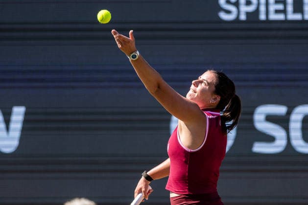 BAD HOMBURG, GERMANY - JUNE 25: Emma Navarro (USA) during the Bad Homburg Open powered by Solarwatt Singles match between Emma Navarro (USA) vs Elena-Gabriela Ruse (ROU) at Kurpark Bad Homburg on June 25, 2026 in Bad Homburg, Germany. Hessen Germany Copyright: xSteffiexWunderlx