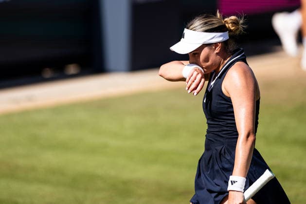 BAD HOMBURG, GERMANY - JUNE 25: Elena-Gabriela Ruse (ROU) wiping off sweat during the Bad Homburg Open powered by Solarwatt Singles match between Emma Navarro (USA) vs Elena-Gabriela Ruse (ROU) at Kurpark Bad Homburg on June 25, 2026 in Bad Homburg, Germany. Hessen Germany Copyright: xSteffiexWunderlx