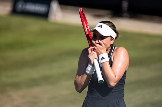 BAD HOMBURG, GERMANY - JUNE 25: Elena-Gabriela Ruse (ROU) reacts emotional after winning the Bad Homburg Open powered by Solarwatt Singles match between Emma Navarro (USA) vs Elena-Gabriela Ruse (ROU) at Kurpark Bad Homburg on June 25, 2026 in Bad Homburg, Germany. Hessen Germany Copyright: xSteffiexWunderlx